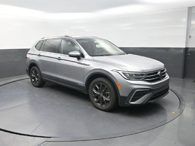 Used 2023 Volkswagen Tiguan SE FWD image 10