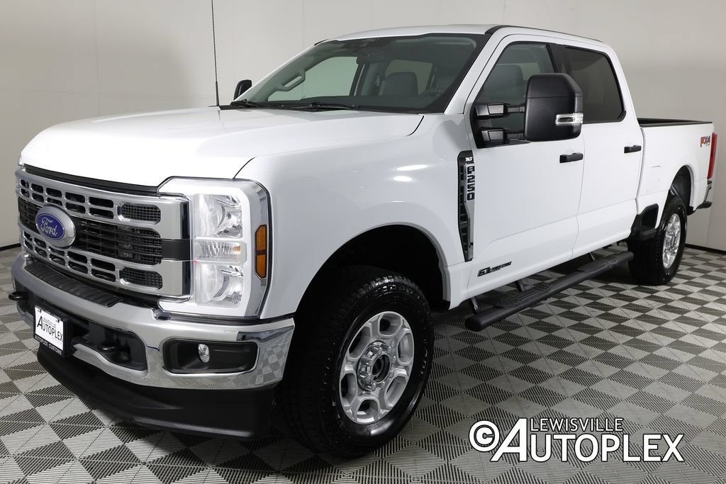Used 2025 Ford F250 XLT w/ FX4 Off-Road Package AWD/4WD image 10