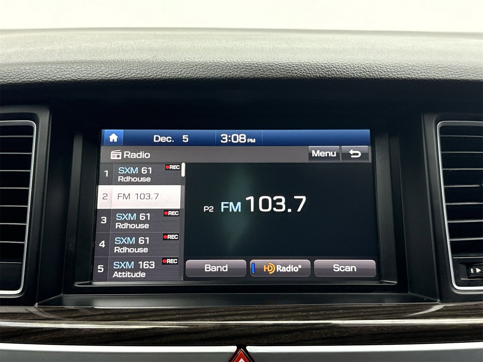 Used 2019 Genesis G80 3.8 image 25