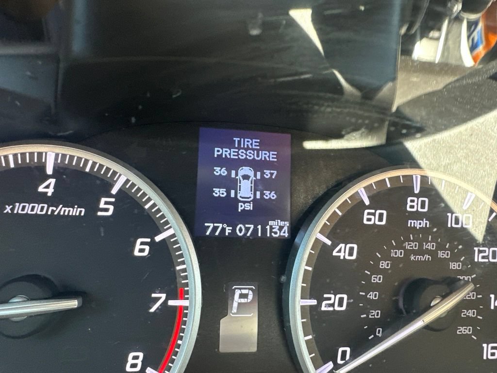 Used 2017 Acura RDX AWD image 3