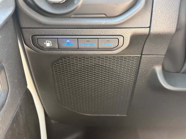 Used 2024 Jeep Wrangler High Altitude AWD/4WD image 18
