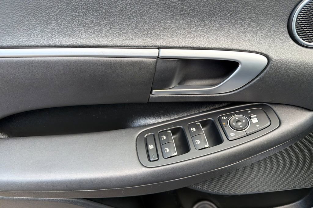 Used 2024 Hyundai Sonata SEL image 12