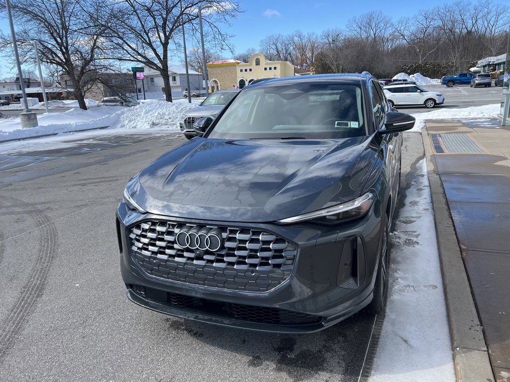 Certified 2025 Audi Q5 Premium Plus w/ Premium Plus image 46