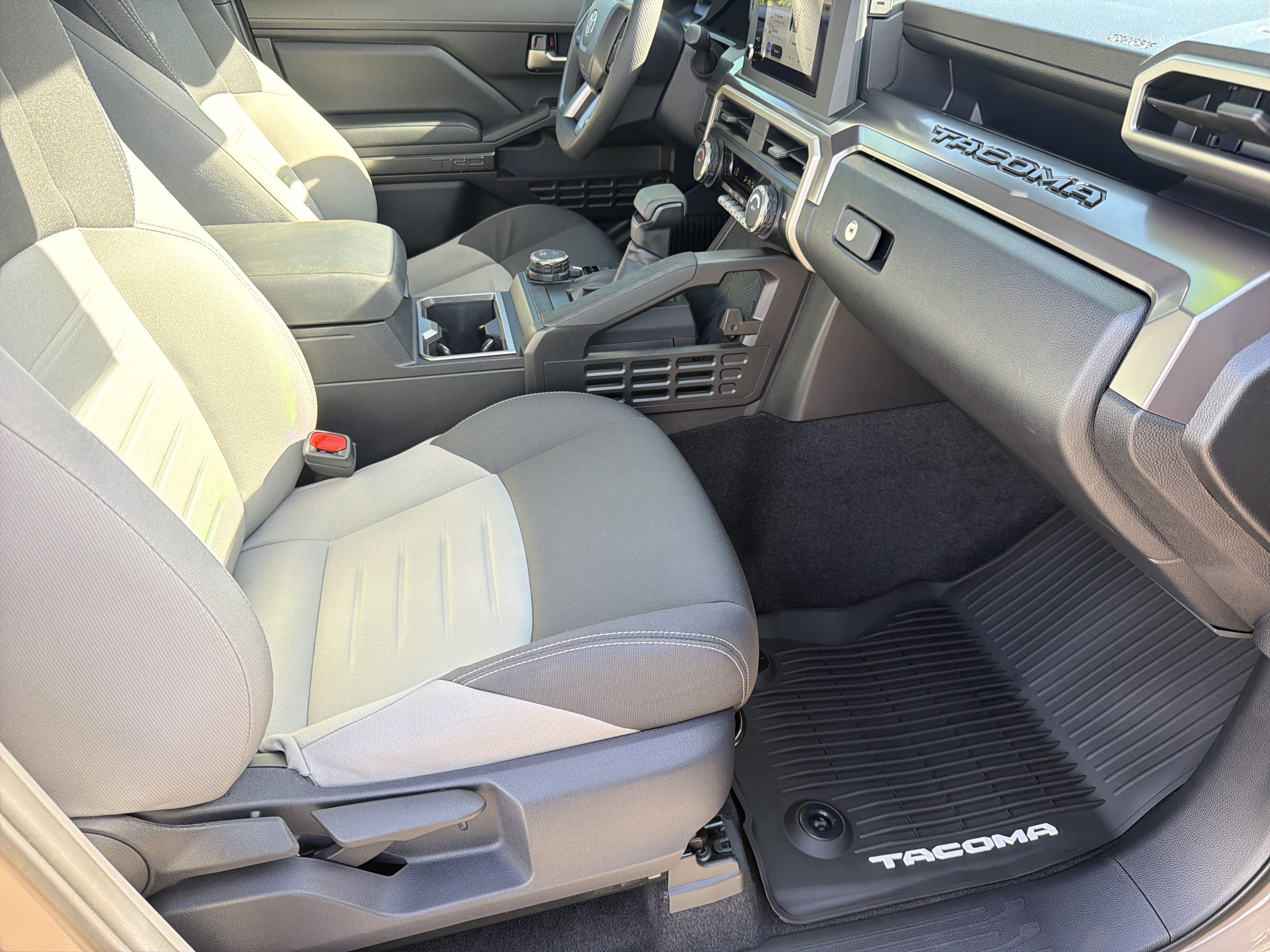 Certified 2026 Toyota Tacoma TRD Sport AWD/4WD image 24