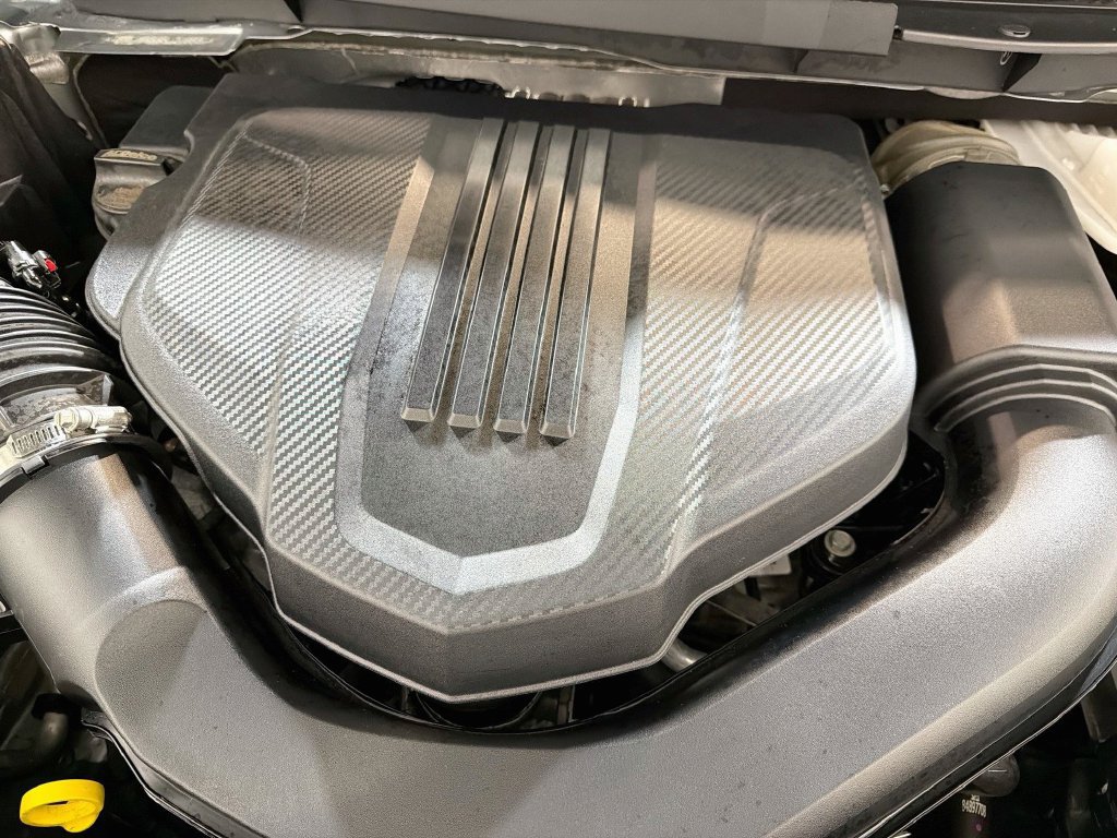 Used 2025 Chevrolet Traverse LT AWD/4WD image 32