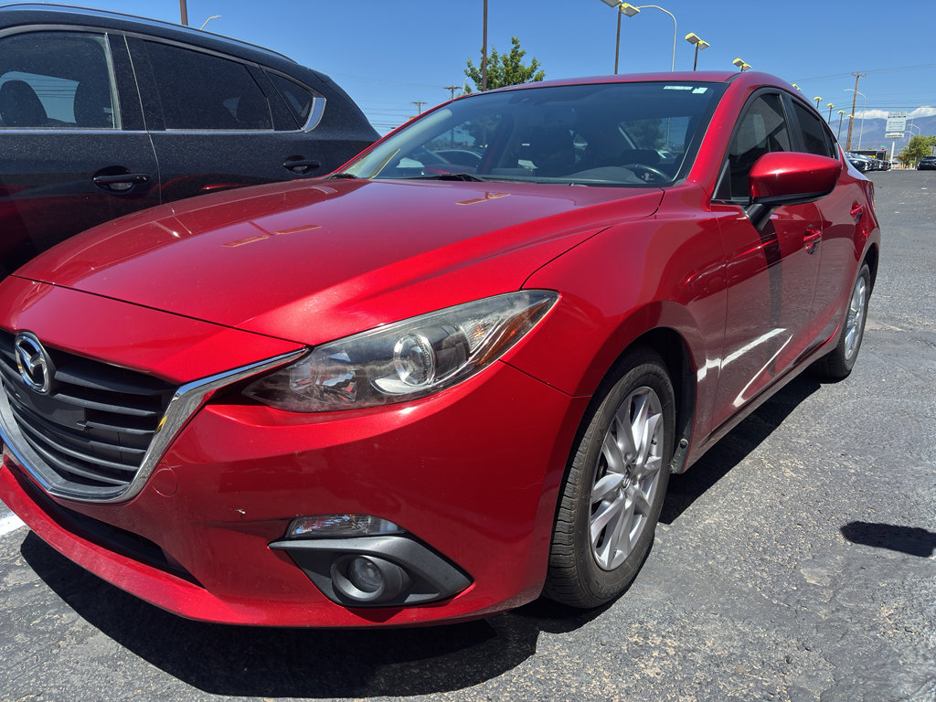 Used 2016 MAZDA MAZDA3 i Touring w/ Popular Equipment Package FWD image 32