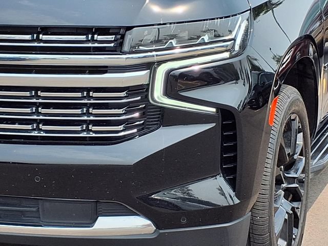 Used 2022 Chevrolet Suburban Premier AWD/4WD image 33