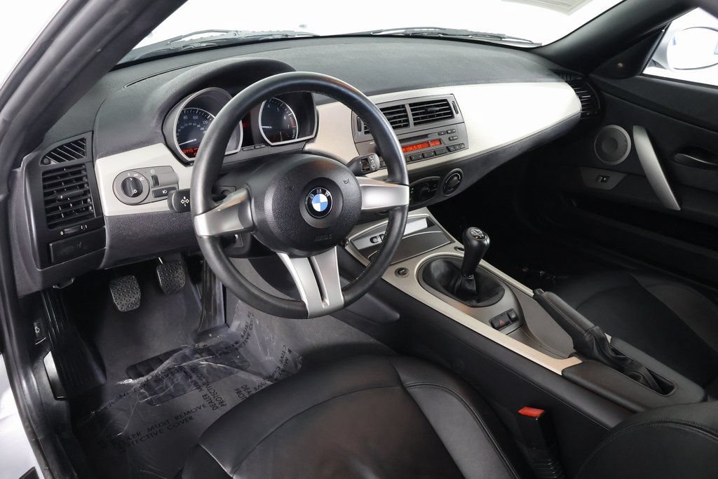 Used 2003 BMW Z4 2.5i RWD image 9