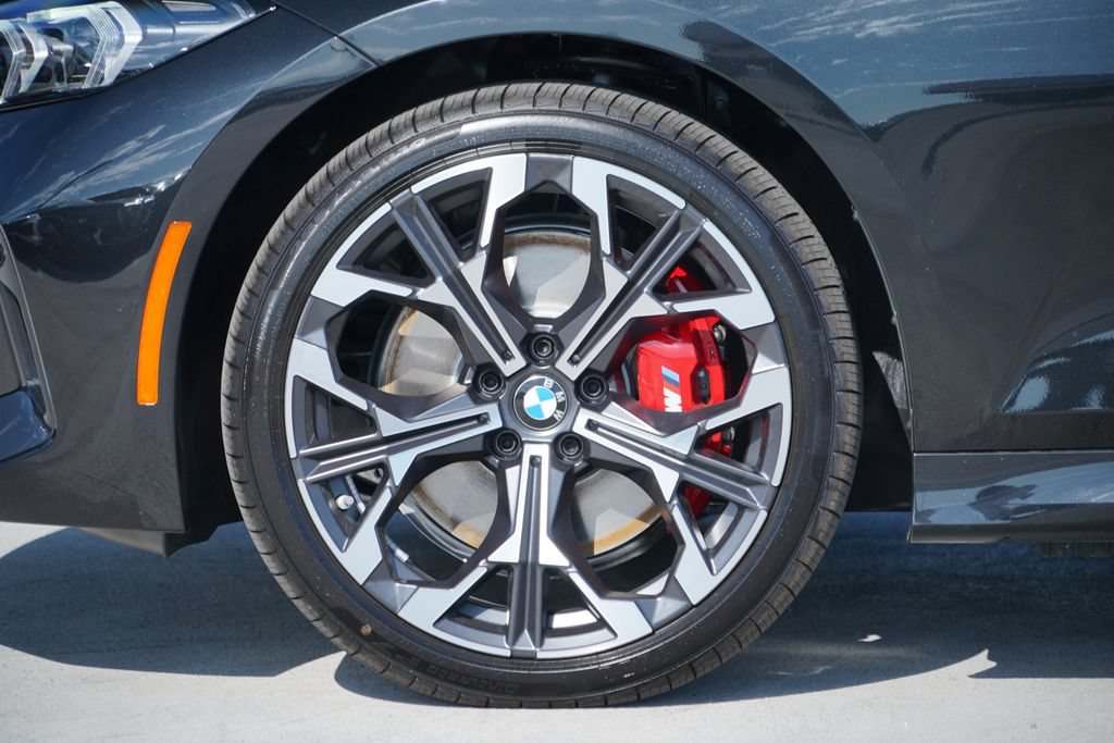 New 2026 BMW 330i xDrive Sedan w/ M Sport Package AWD/4WD image 5