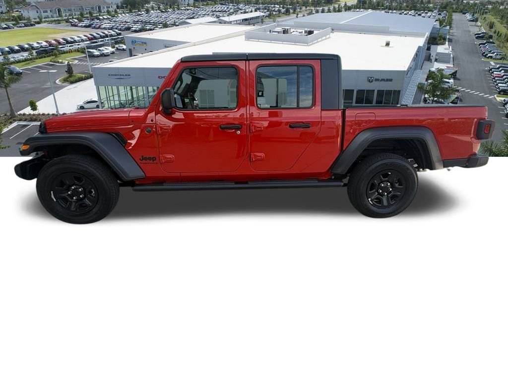 Certified 2025 Jeep Gladiator Sport image 9
