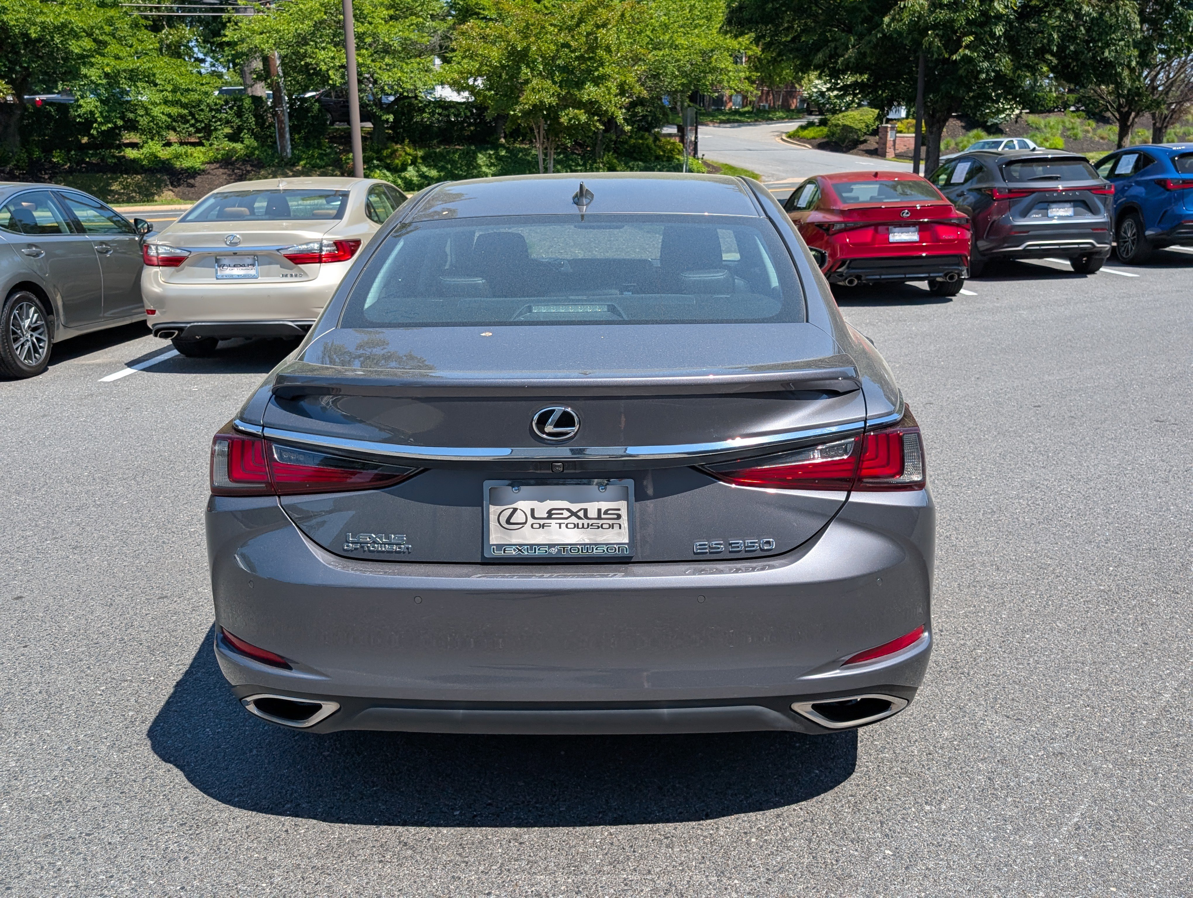 Used 2021 Lexus ES 350 w/ Premium Package FWD image 4