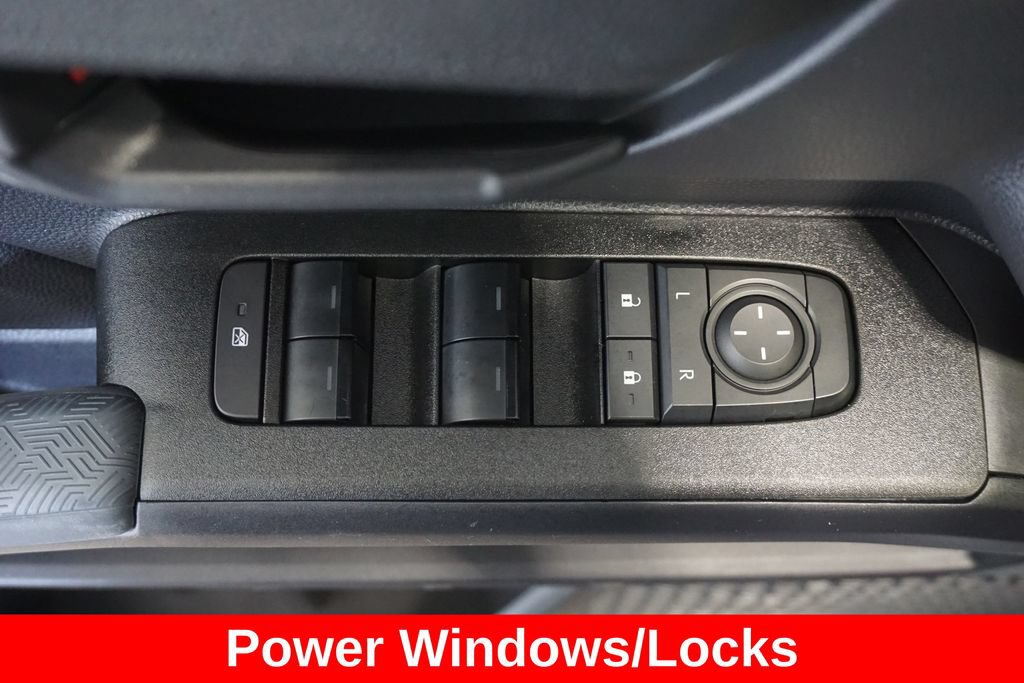 Used 2025 Toyota 4Runner SR5 AWD/4WD image 6