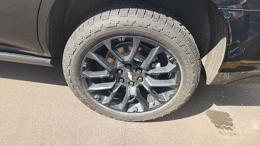 Used 2023 Chevrolet Tahoe High Country image 9