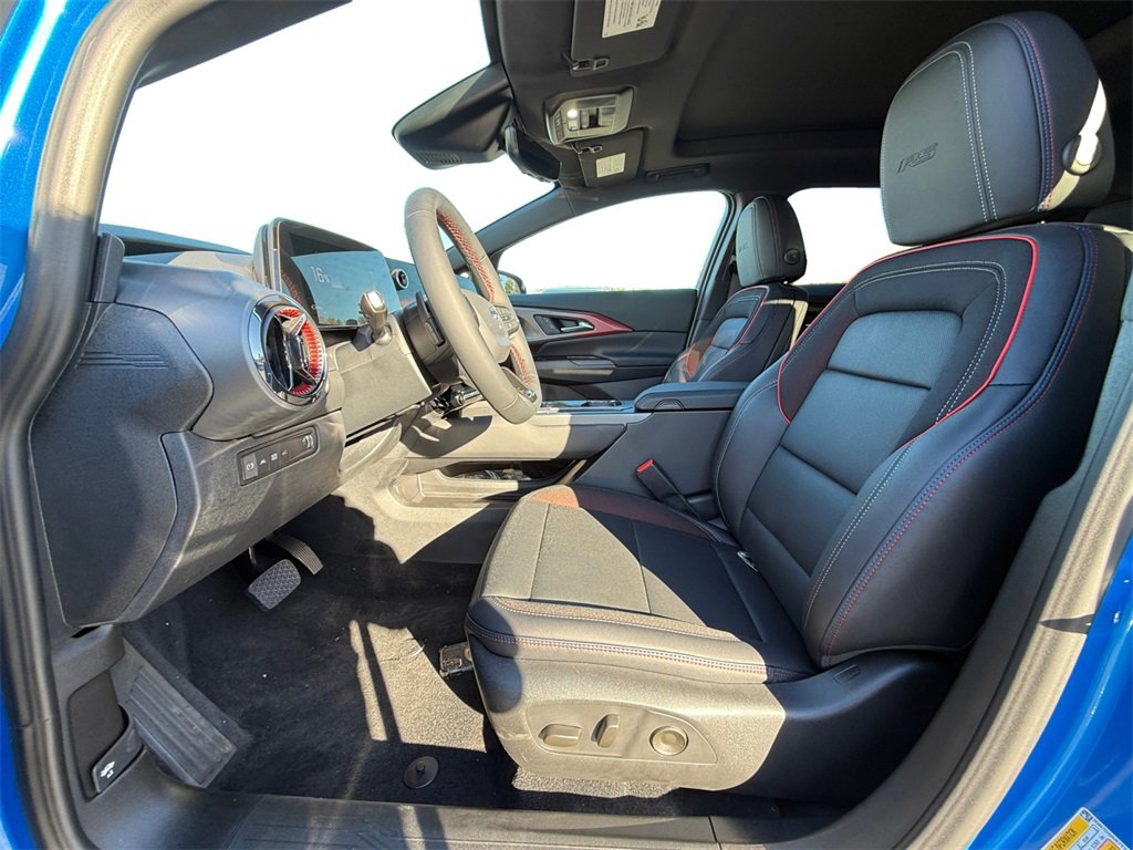 New 2026 Chevrolet Equinox EV RS image 9