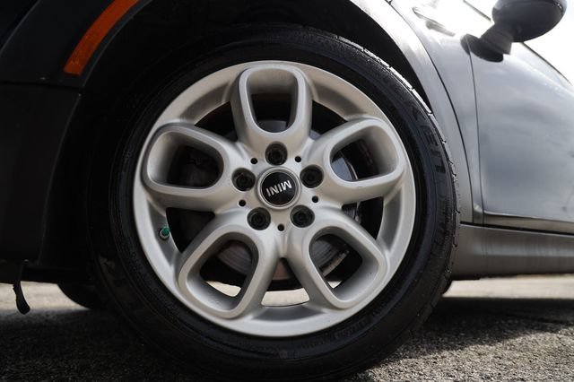 Used 2015 MINI Cooper 2-Door Hardtop FWD image 34