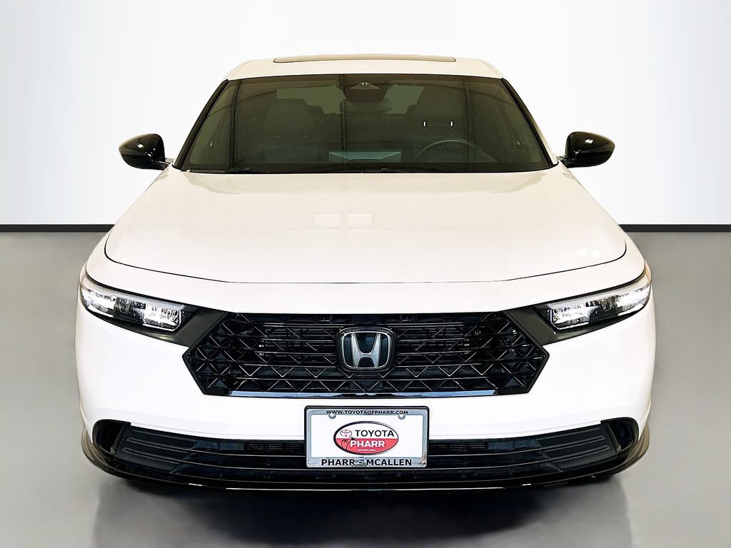 Used 2025 Honda Accord Sport image 2