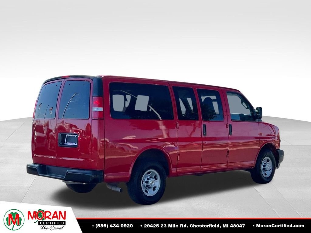 Used 2019 Chevrolet Express 2500 LS w/ Driver Convenience Package RWD image 5