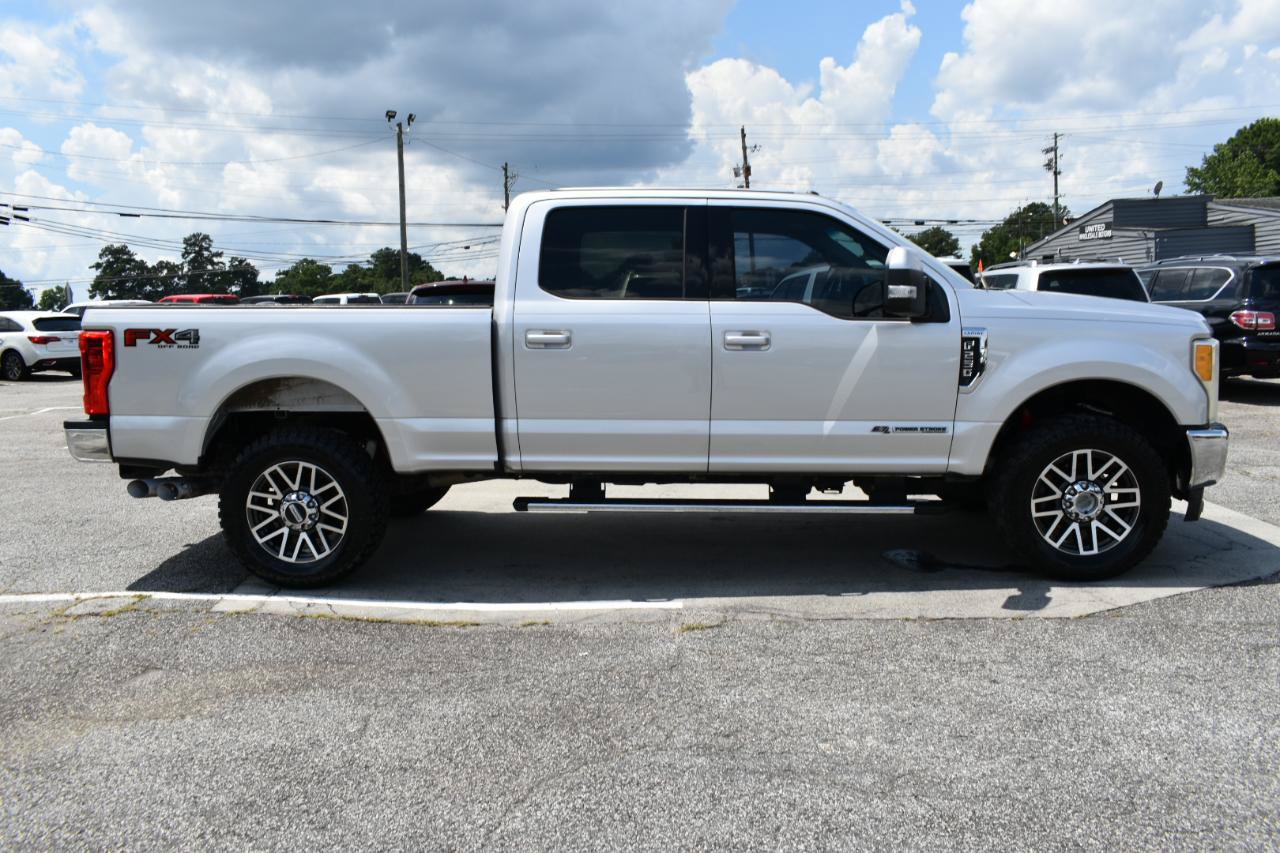 Used 2017 Ford F250 Lariat w/ Lariat Value Package AWD/4WD image 5