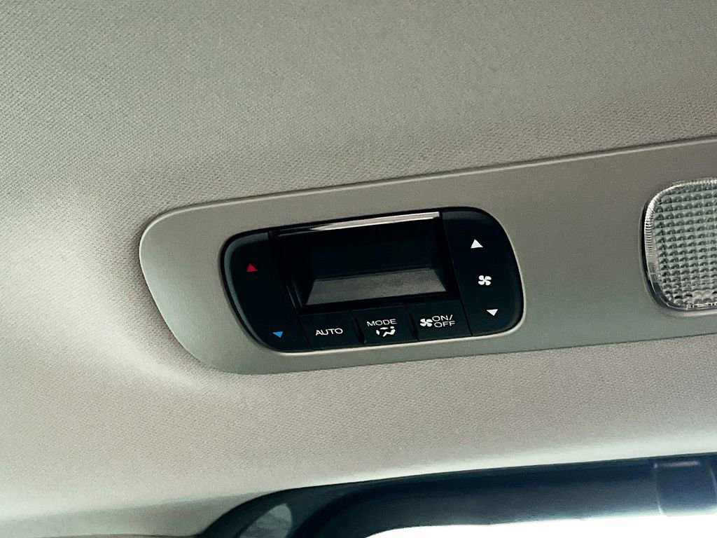 Used 2024 Honda Odyssey Touring image 27
