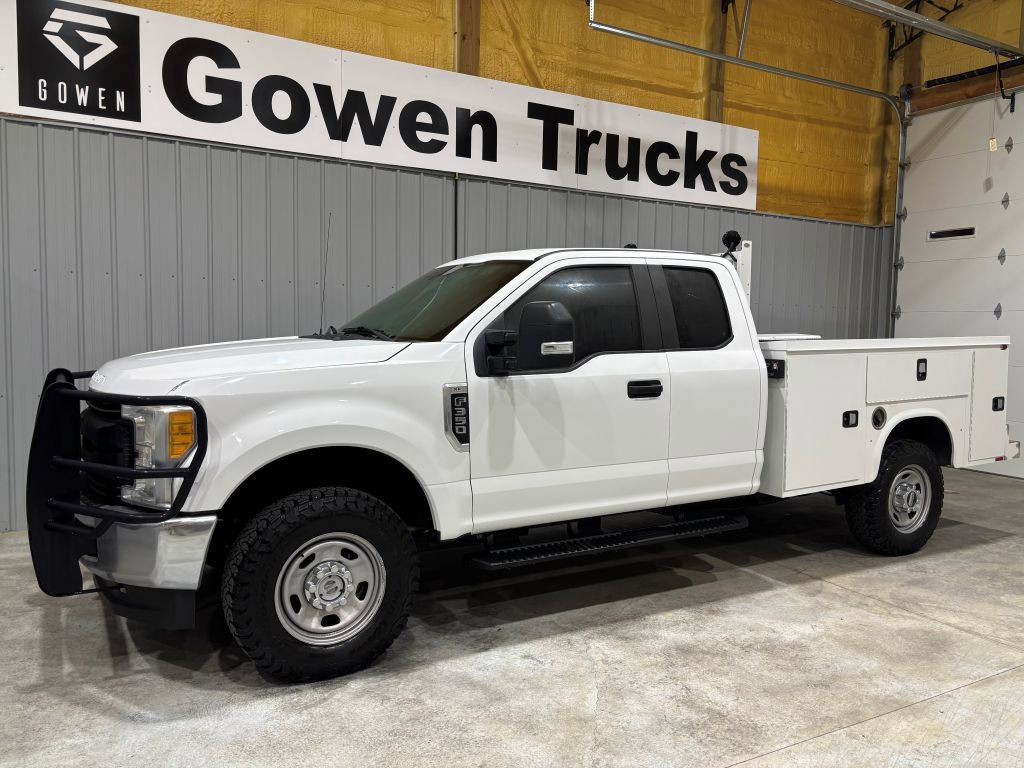 Used 2017 Ford F350 XL image 4