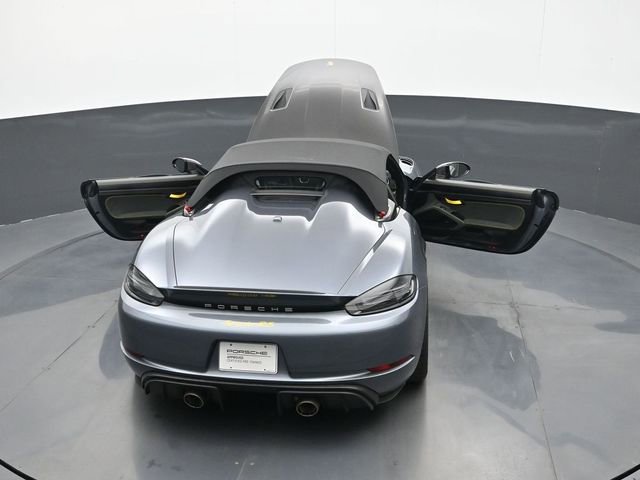 Certified 2025 Porsche 718 Boxster Spyder RS RWD image 22