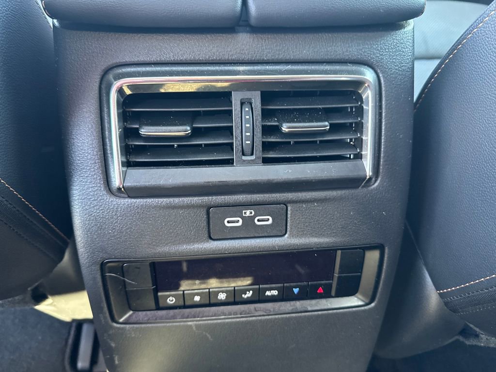 Certified 2024 MAZDA CX-90 3.3 Turbo w/ Preferred Plus image 16