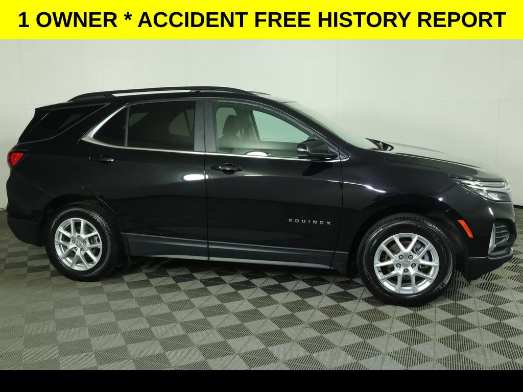 Used 2023 Chevrolet Equinox LT AWD/4WD image 2
