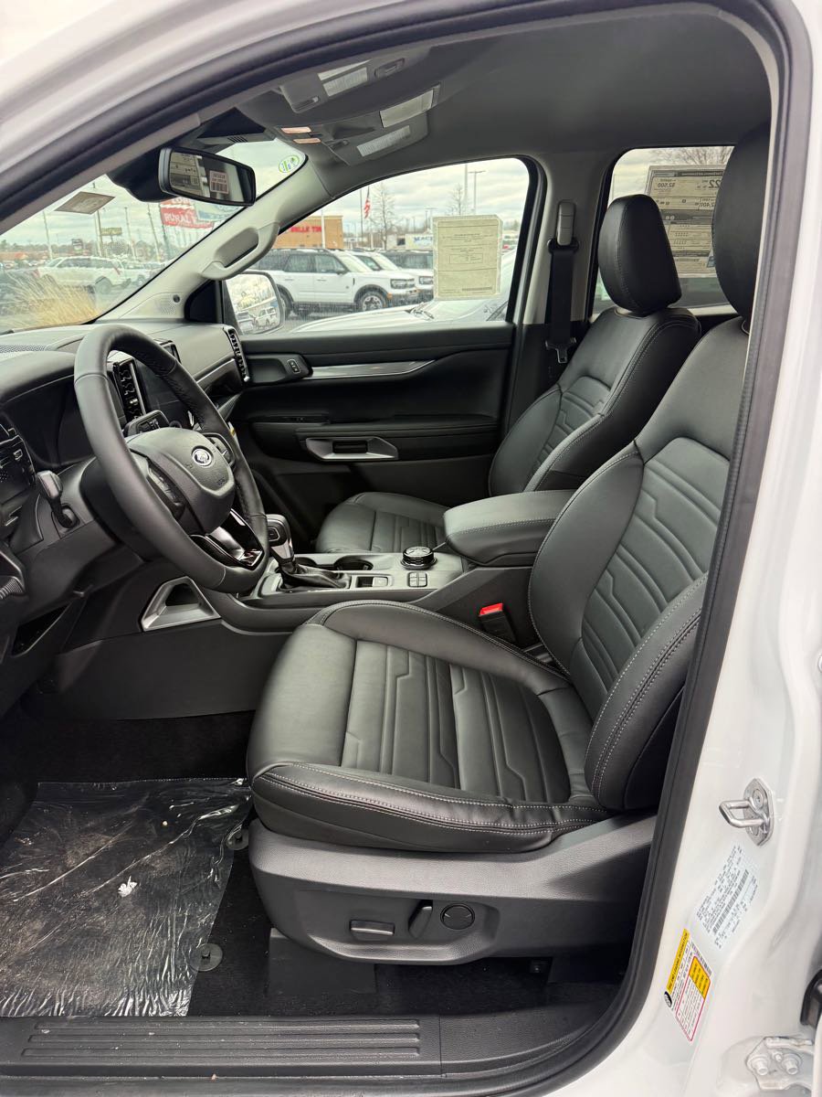 New 2025 Ford Ranger Lariat w/ Chrome Accent Package image 18