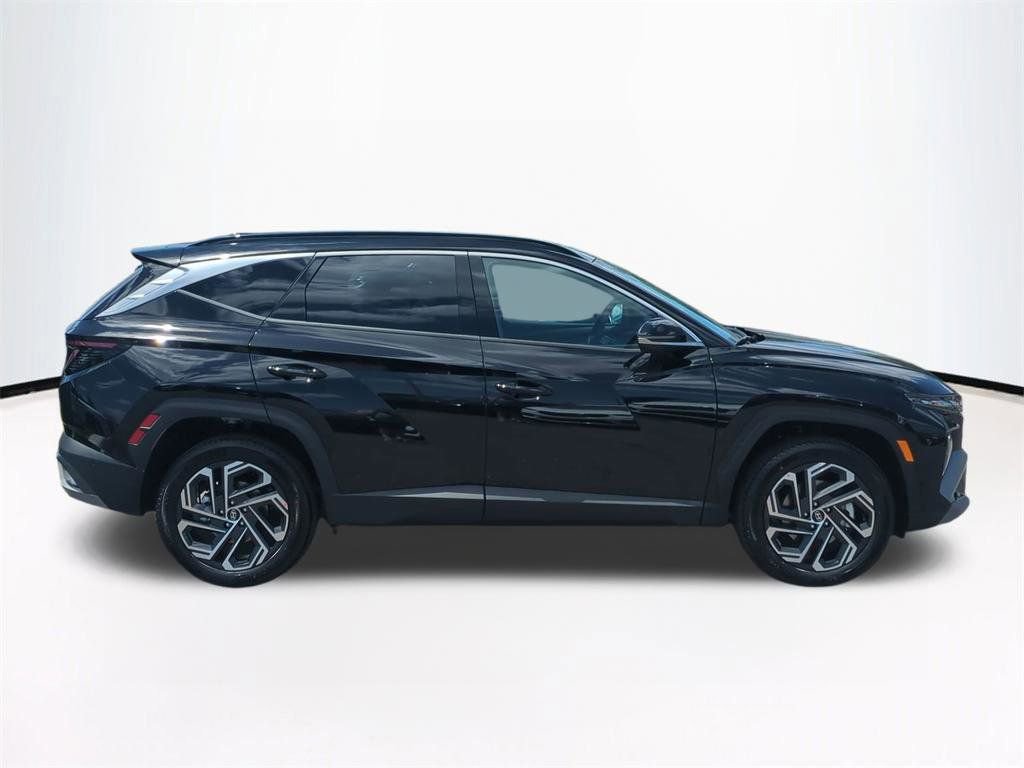 New 2026 Hyundai Tucson Limited AWD/4WD image 4