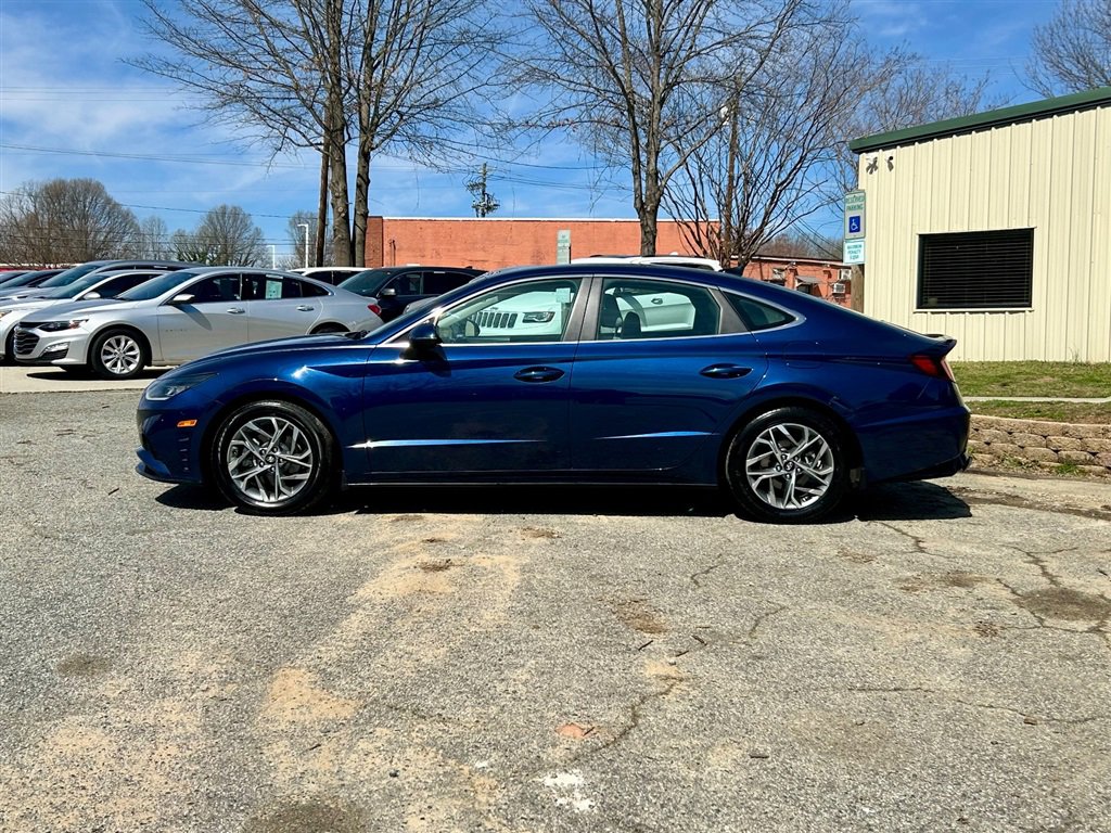 Used 2021 Hyundai Sonata SEL w/ Cargo Package image 2