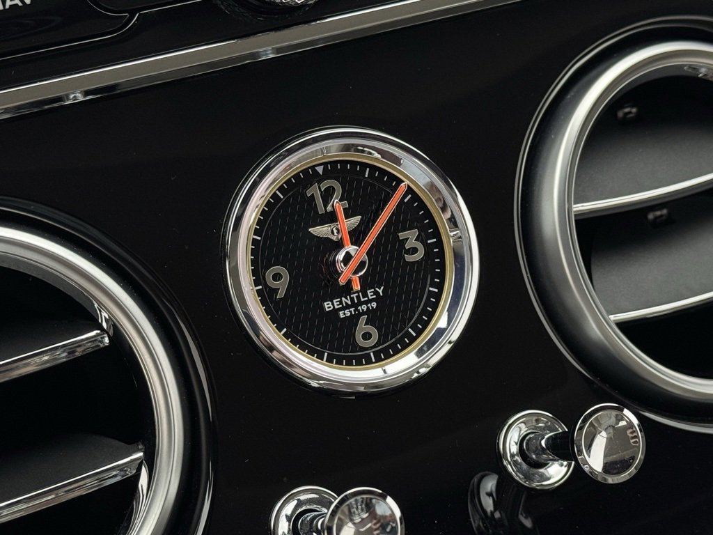 Certified 2024 Bentley Continental GT image 18