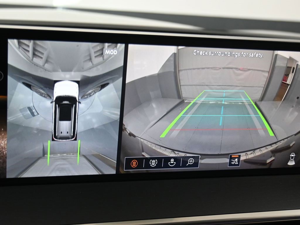 New 2026 INFINITI QX80 4WD image 11