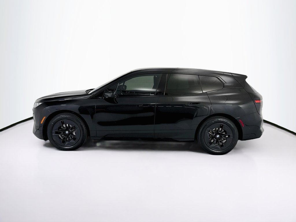 Used 2026 BMW iX xDrive45 w/ Premium Package AWD/4WD image 8