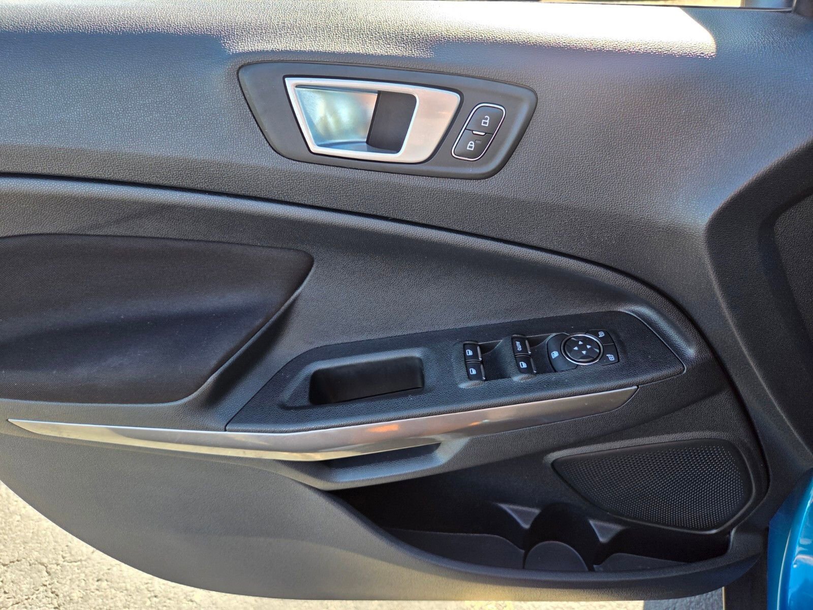 Certified 2019 Ford EcoSport SE w/ SE Convenience Package image 18