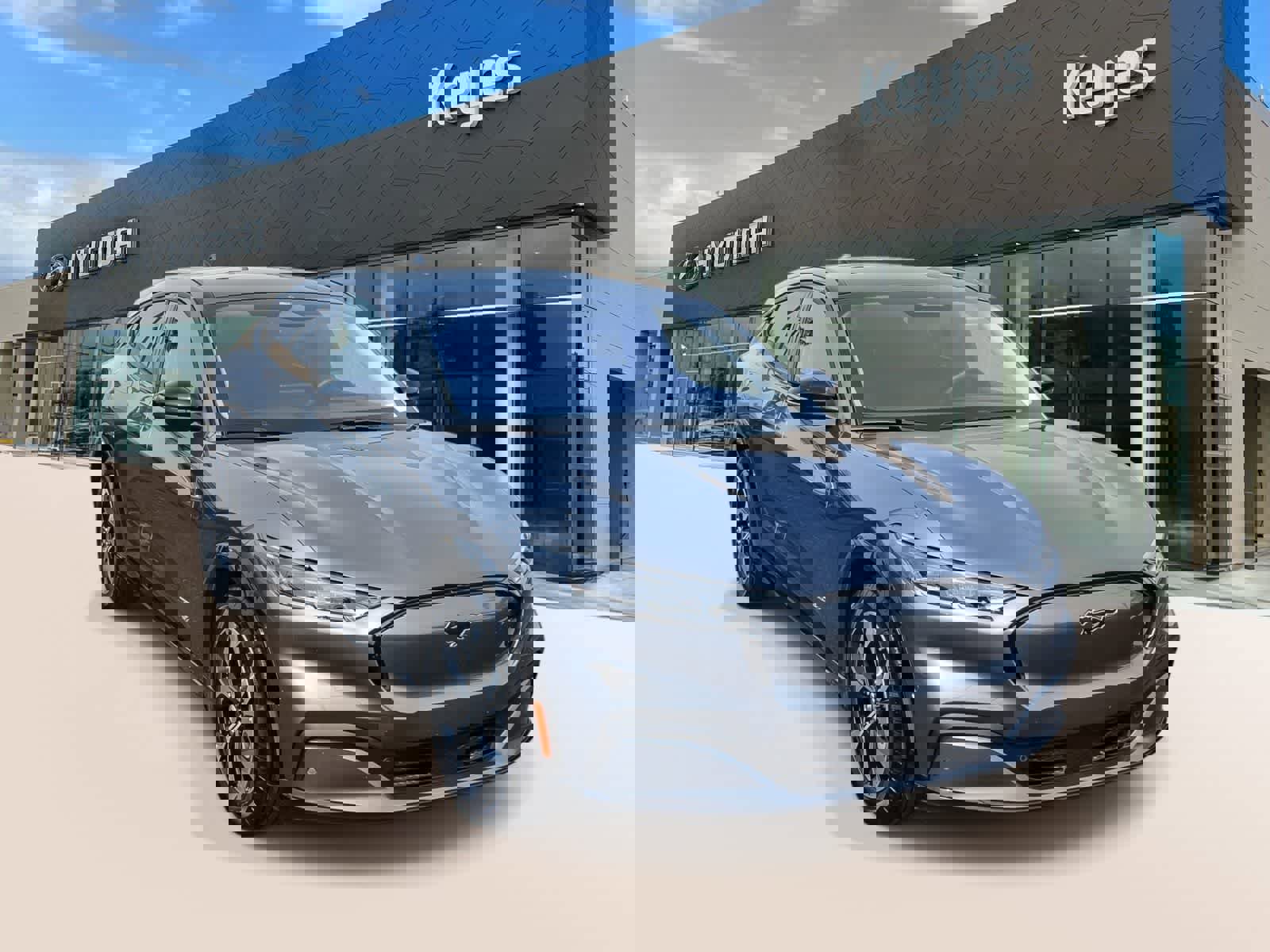 Used 2023 Ford Mustang Mach-E Premium image 3