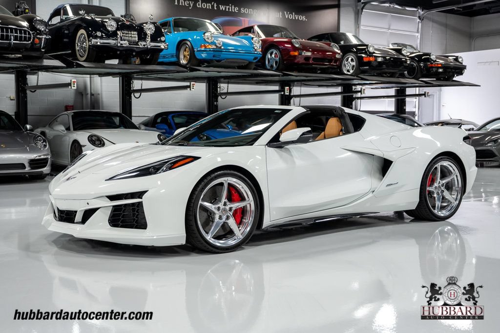 Used 2024 Chevrolet Corvette E-Ray w/ Chrome Exterior Badge Package AWD/4WD image 4