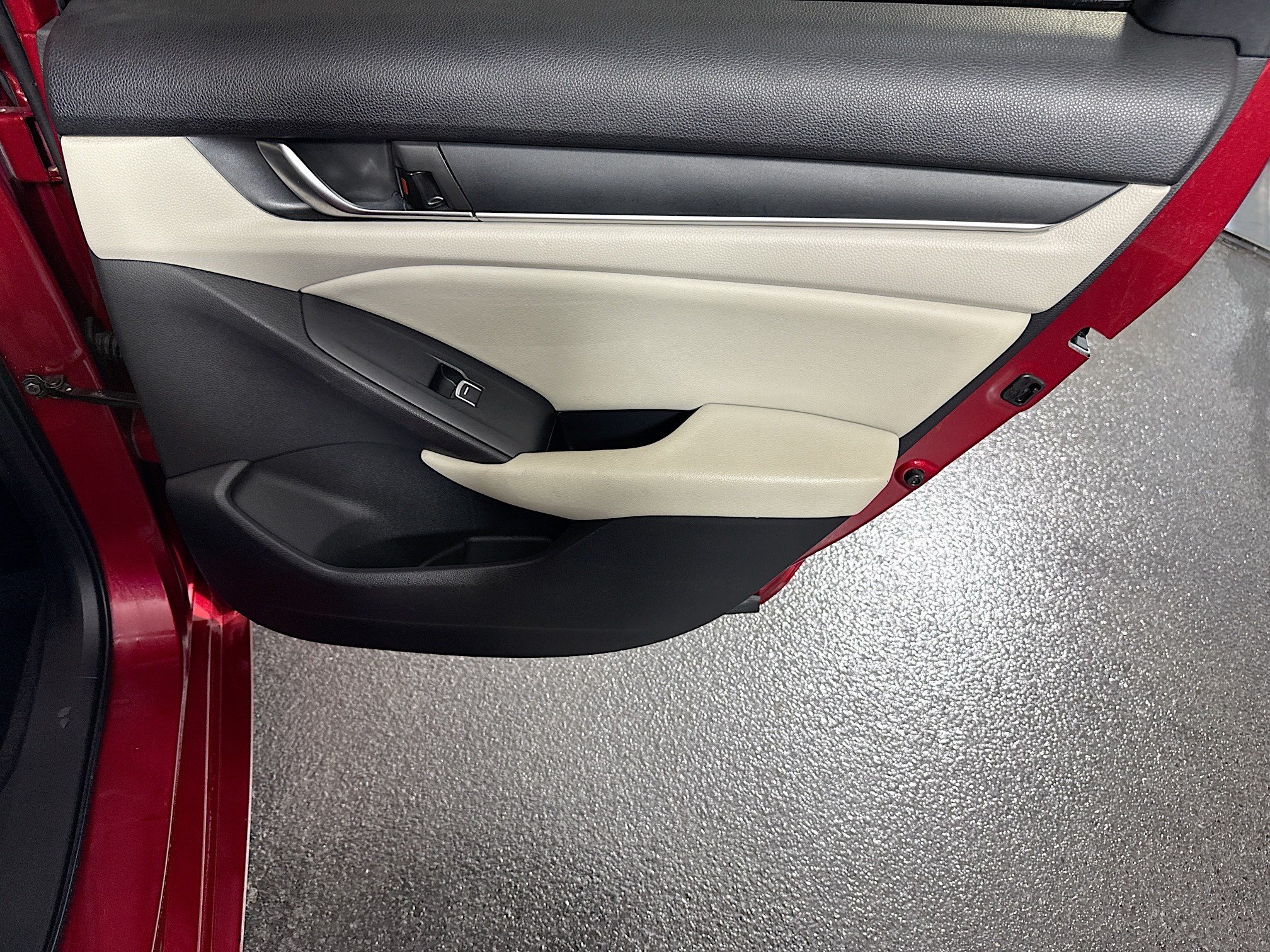 Used 2018 Honda Accord LX image 28