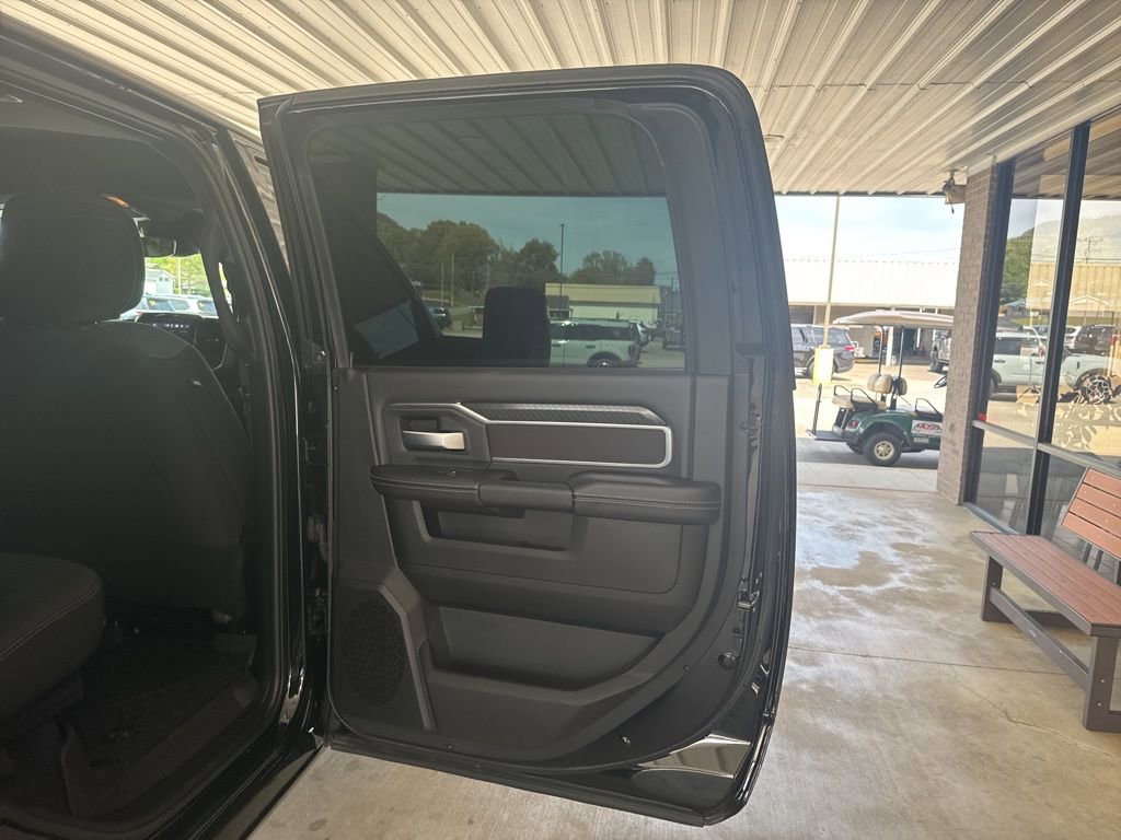 Used 2025 RAM 2500 Big Horn image 23