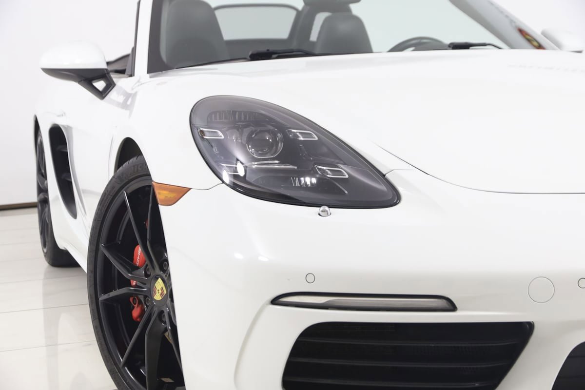 Used 2017 Porsche 718 Boxster S RWD image 21