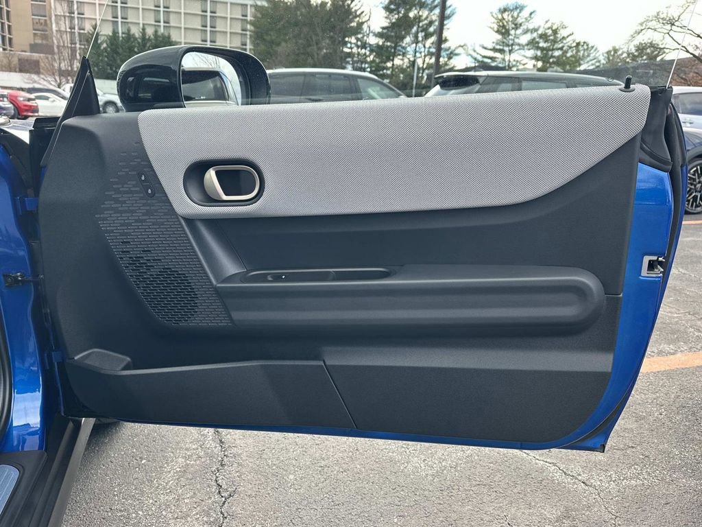 Used 2025 MINI Cooper S image 29