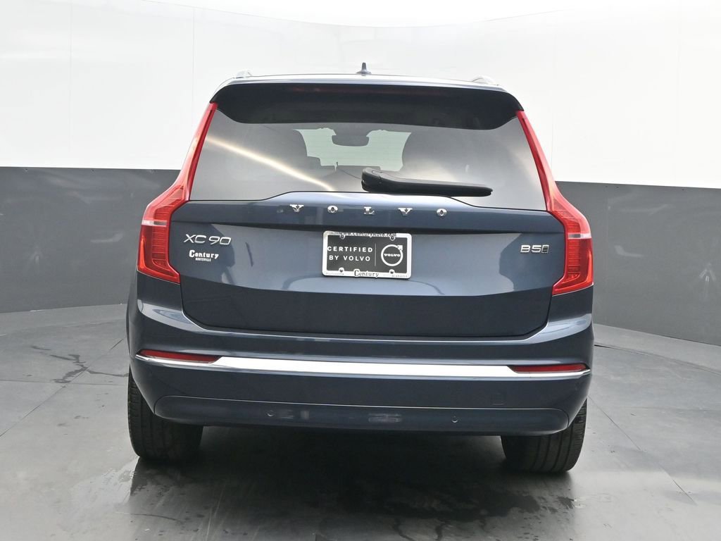 Certified 2024 Volvo XC90 B5 Plus w/ Protection Package image 6