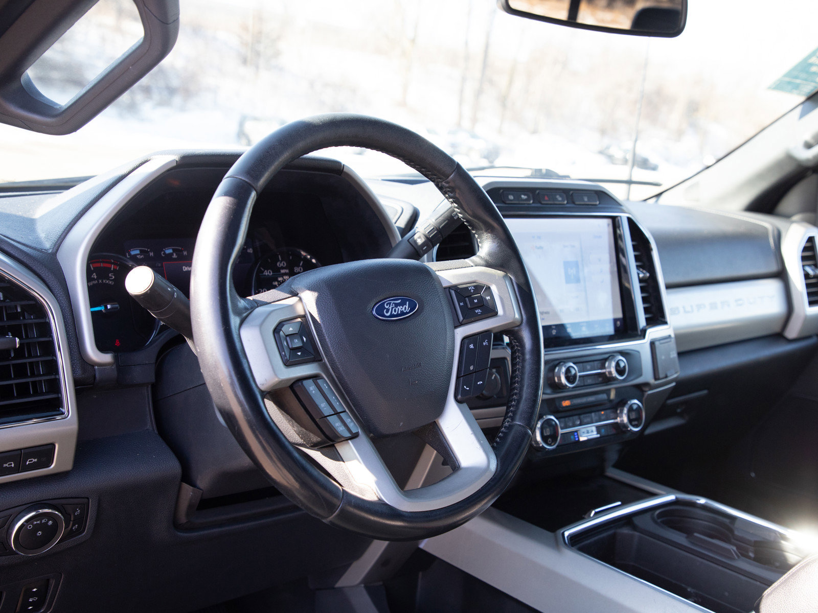 Used 2022 Ford F250 Lariat w/ Tremor Off-Road Package image 21