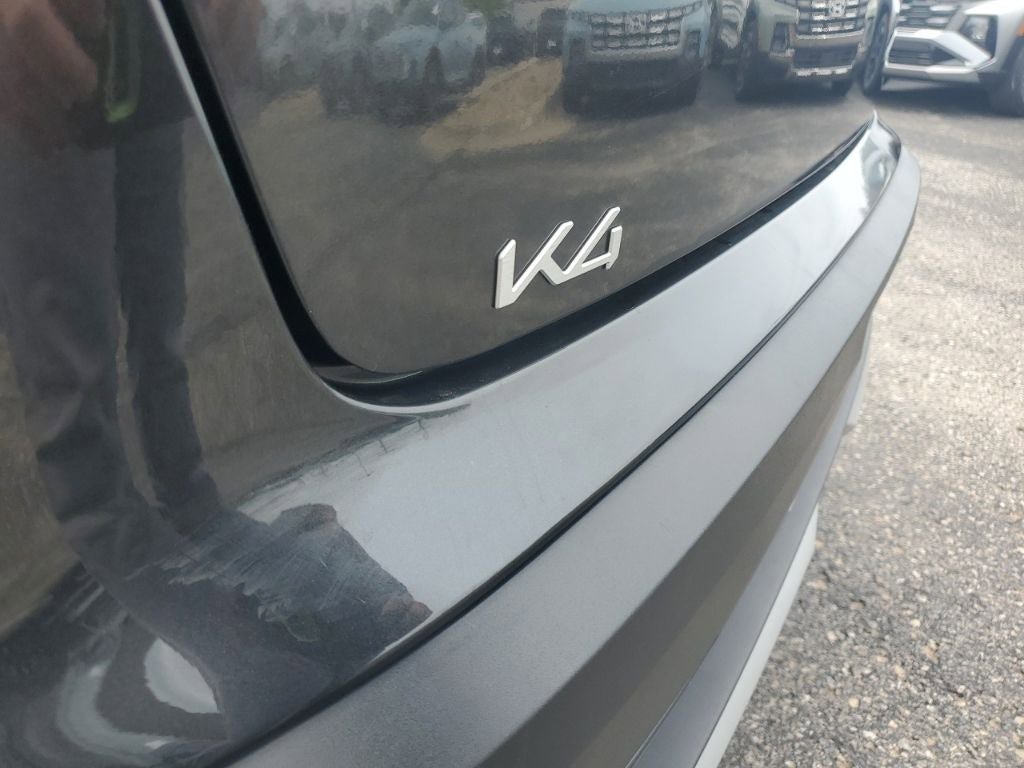 Used 2025 Kia K4 FWD image 8