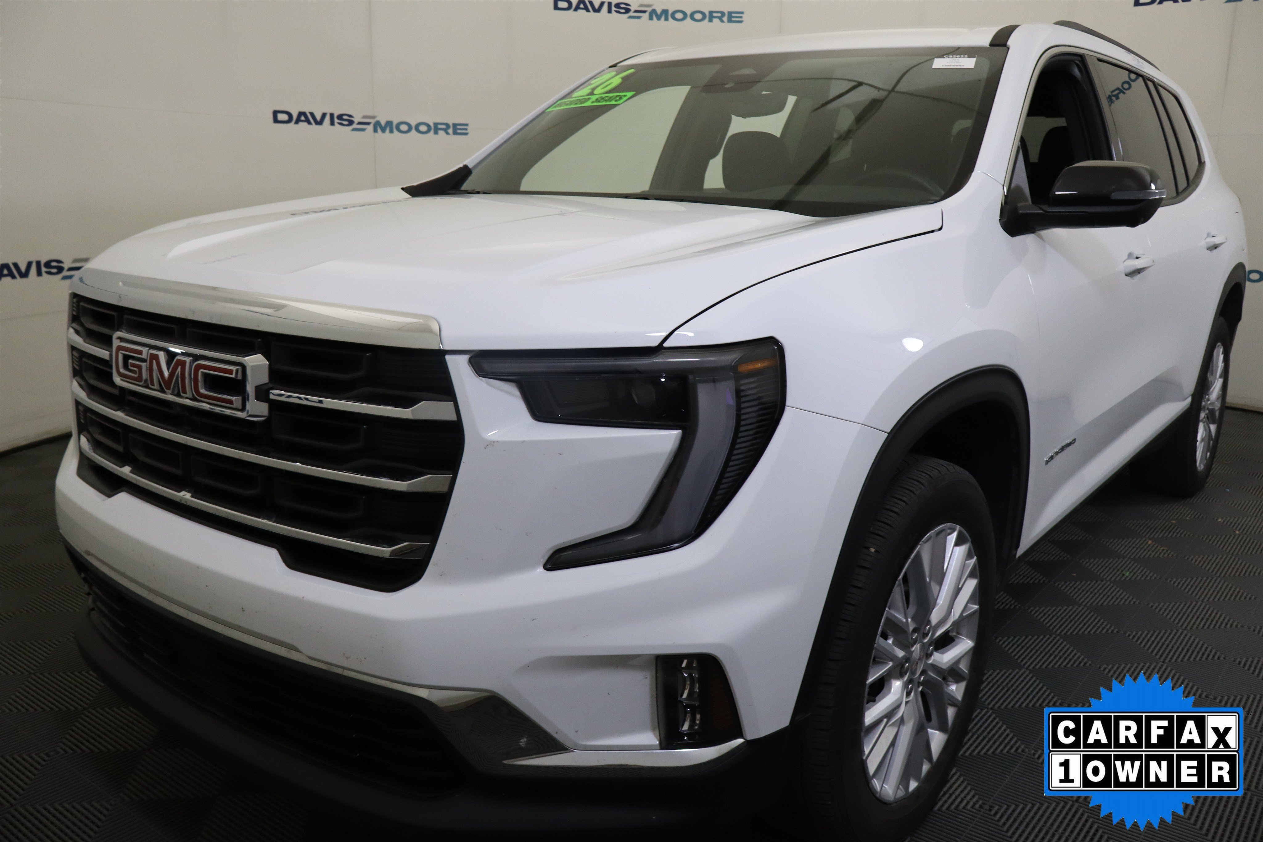 Used 2026 GMC Acadia Elevation w/ Elevation Premium Package FWD image 12