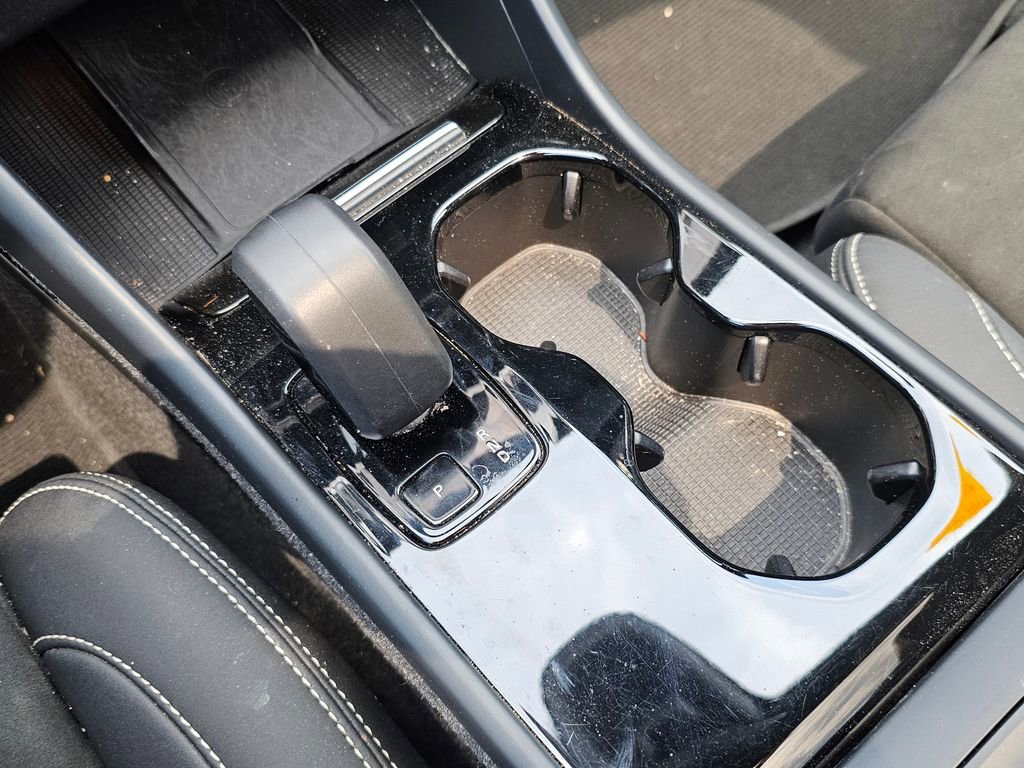 Used 2023 Volvo C40 P8 Recharge Ultimate image 7