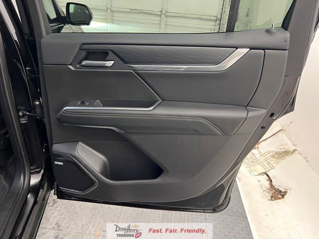 Used 2025 GMC Acadia Elevation FWD image 39