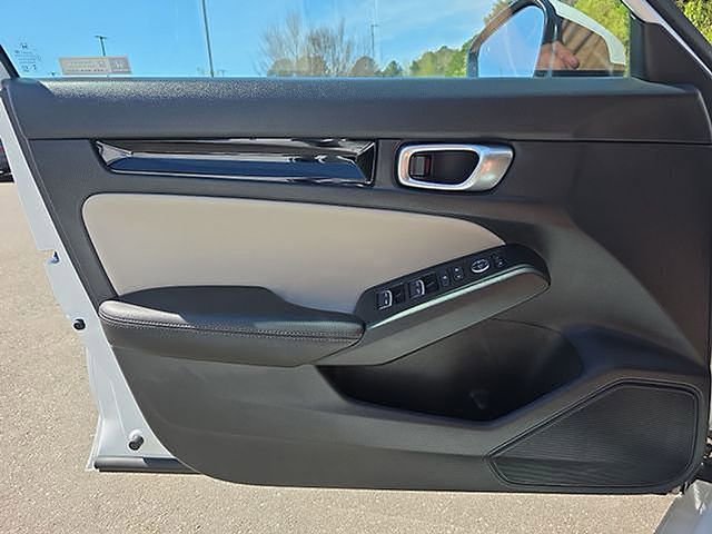 Used 2024 Honda Civic EX-L image 42