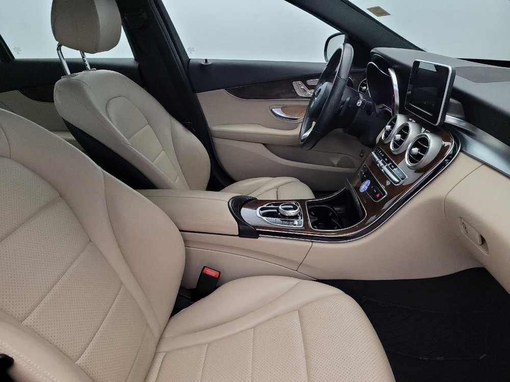 Used 2018 Mercedes-Benz C 300 4MATIC Sedan w/ Premium Package image 21