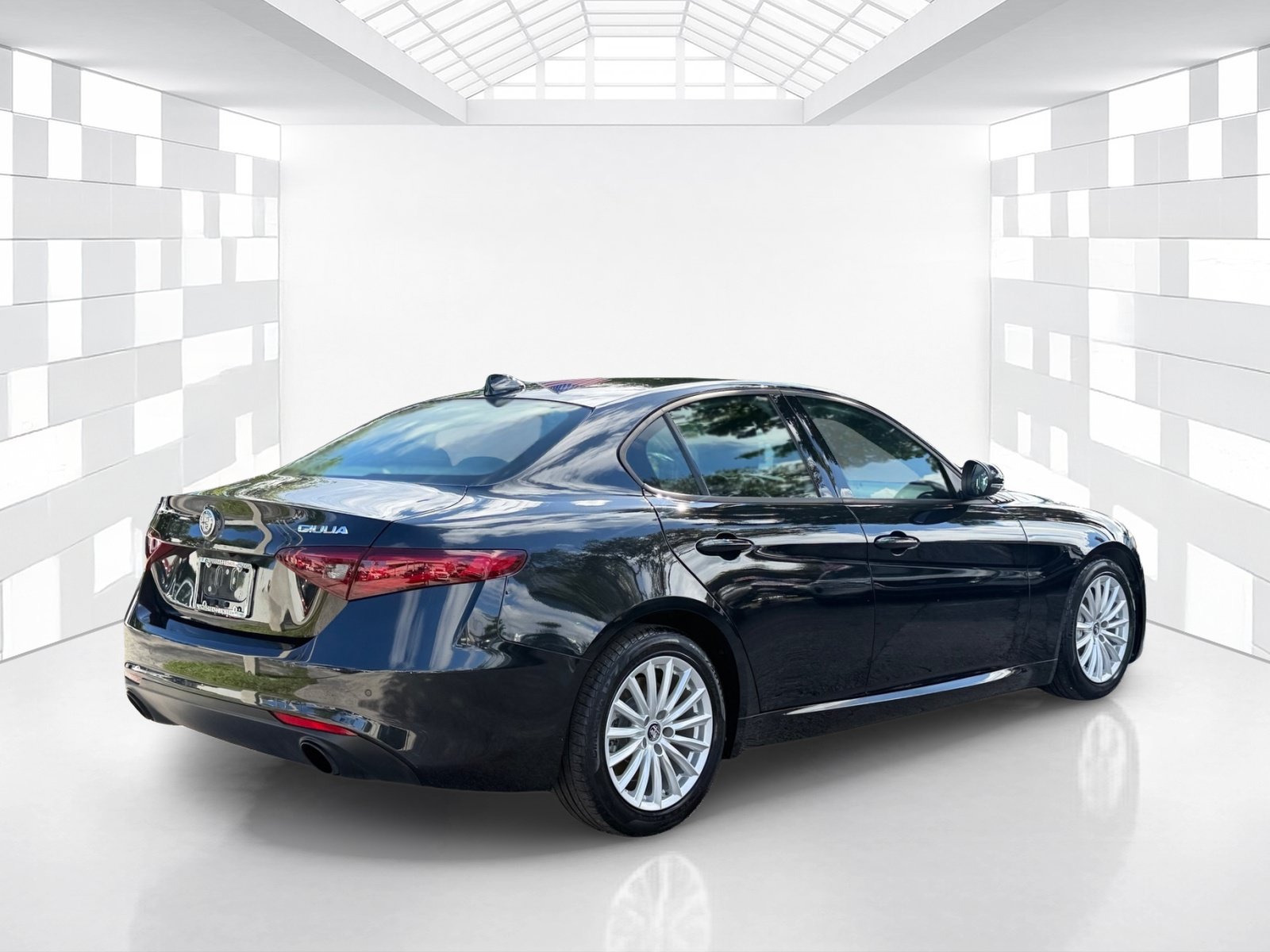 Used 2023 Alfa Romeo Giulia Sprint RWD image 7