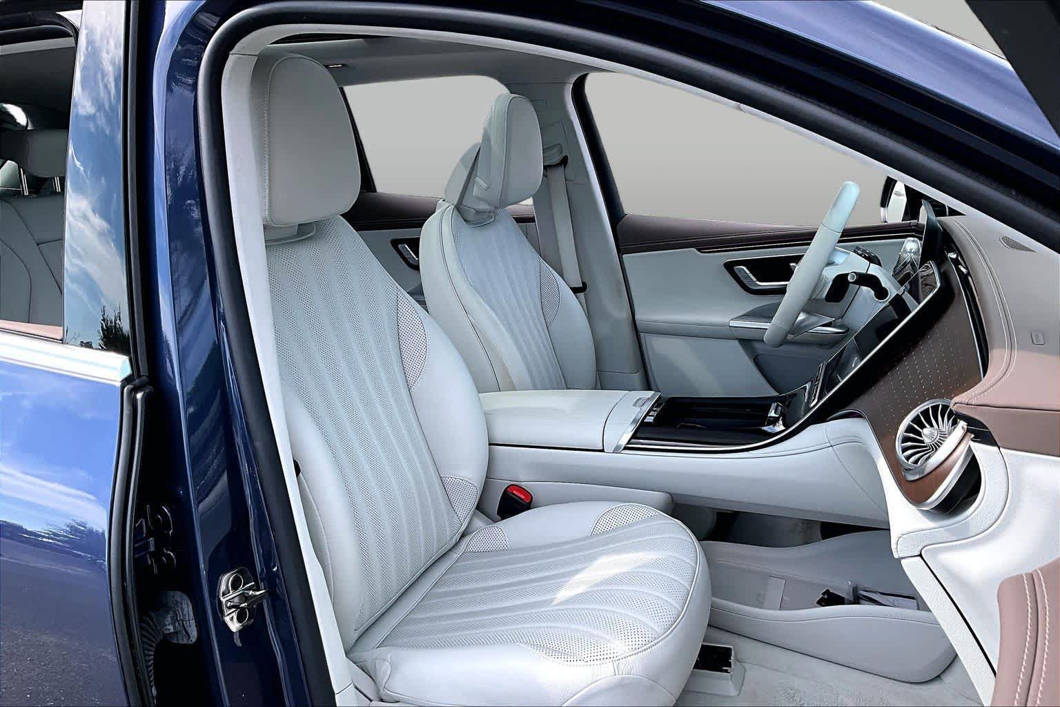 Certified 2023 Mercedes-Benz EQE 350+ SUV image 8